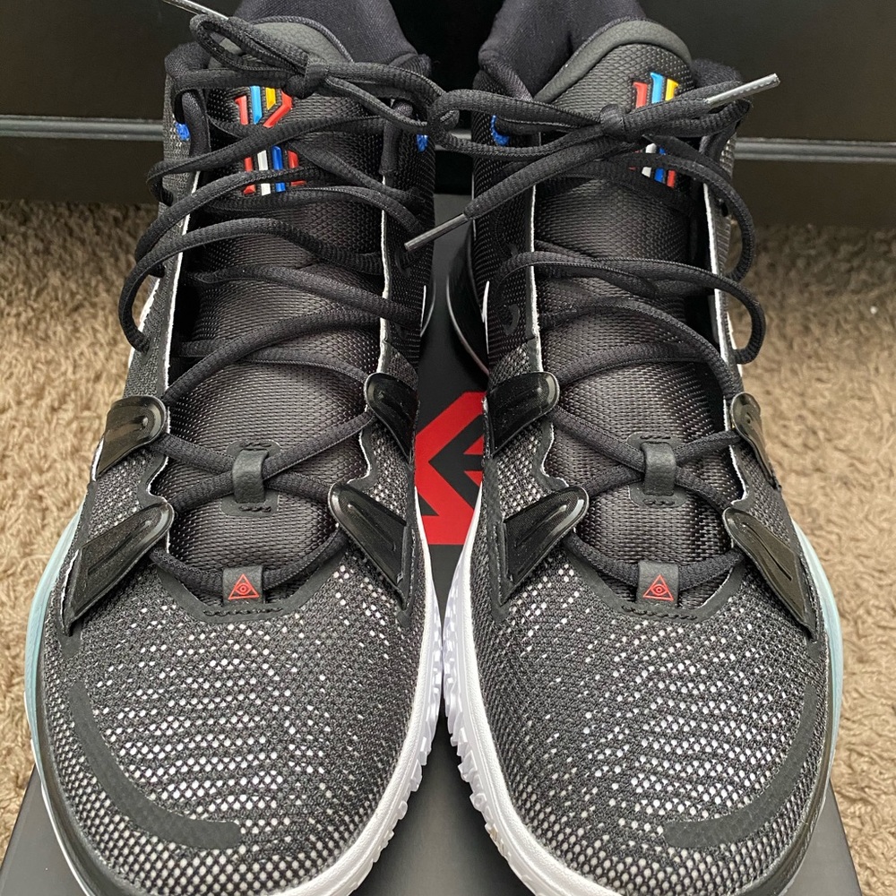 Kyrie 7 EP ‘Brooklyn’ — Size 12